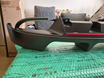 styling kit (dekorační kit) zadní Kia Cee'd xR P83001H050A - 7