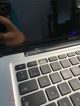 Prodám 2 MacBooky – funkční + na náhradní díly - 7