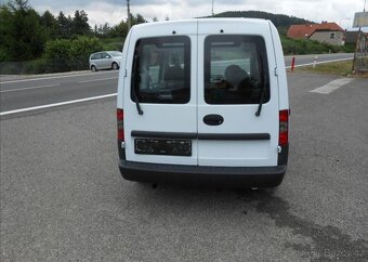 Opel Combo 1,4 66 kW Serviska benzín - 7