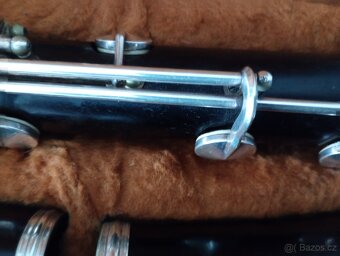 Prodám B Klarinet  luxus  Special. Amati - 7