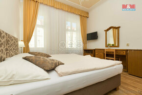 Pronájem hotelu, penzionu, 1222 m², Karlovy Vary, ul. Sadová - 7