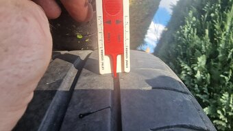 Letní Sada Alu 5x114.3 215/55 R17 Hyundai KONA - 7