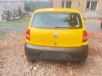Prodám 2x VW Fox 1.2 40kW - 7