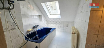Pronájem rodinného domu, 181 m², Pardubice, ul. Hradčanská - 7