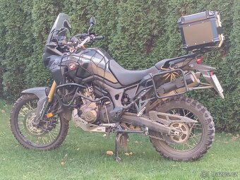 nový adventure moto kufr 45 litrů, černý, nepoužitý - 7