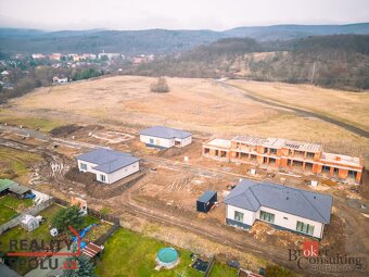 Prodej, pozemky/bydlení, 721 m2, K zámku, Střelná, 41723 Koš - 7