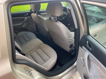 Škoda Octavia 2 2.0tdi 103kw r.v.2006 najeto 285xxxkm - 7
