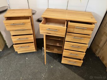 2x krásné bytelné celodřevěné komody se šuplíky - 7