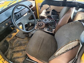 Prodám TRABANT 601 Universal r.v.1978 - 7