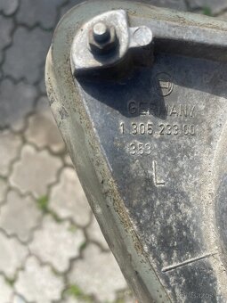 Predám originálny ľavý smerový blinker na Mercedes-Benz W116 - 7
