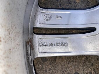 Original 1x ALU kolo VW MALLORY 17" 7,5J ET47 pneu 235/45/R - 7