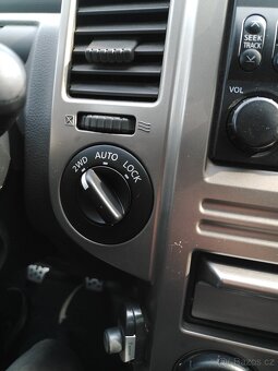 Prodám Nissan X-Trail 2.2 - 7