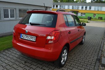 Škoda Fabia II lift 1.2 44kw rok 2012 - 7