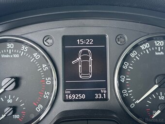 Škoda Rapid 1.6TDi NAVI,PANORAMA,TAŽNÉ - 7