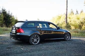 BMW E91 320D LCI - 7