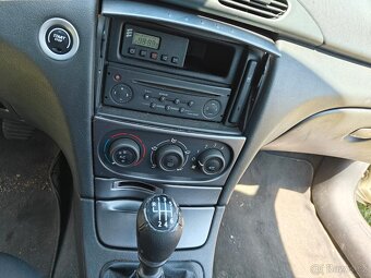 Renault Laguna II r.v. 2001, 1.9 dci, najeto 242 342km - 7