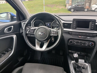 Kia Cee´d Combi 1,0 T-GDI MÁLO NAJETO, DPH - 7