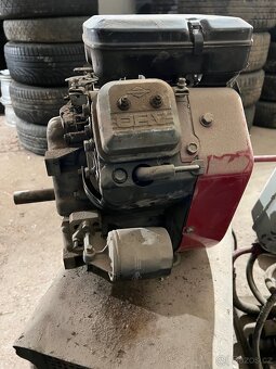 Vanguard 18hp dvouvalec - 7