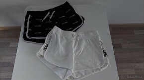 Dívčí kraťasy - 7