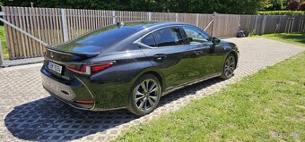 Lexus ES300h F-sport - 7