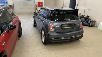 Prodáme Mini Cooper JCW GP1 13600 km - 7