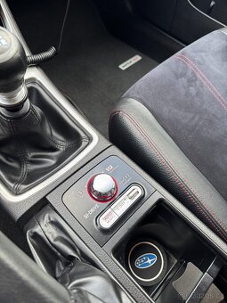 Subaru WRX STI 2011 2,5l - 7