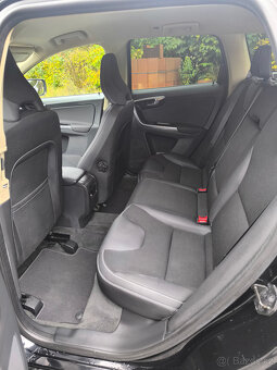 Volvo XC60 2.4 D4 AWD - 7