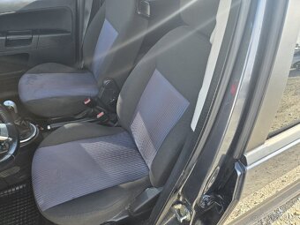 Ford Fusion 1.4i,59kw, nová STK, najeto 90tis km. - 7