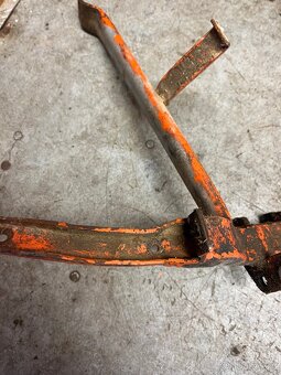 Kříž Jawa pionýr 20 - 7