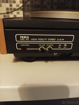 Tesla stereo gramofon NZC-431 - 7