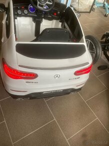 Nové elektrické autíčko Mercedes - 7