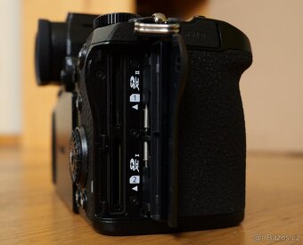 Full Frame bezzrcadlovka Panasonic Lumix DC-S5D ( Lumix S5 ) - 7