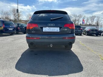 Audi Q7 - 7