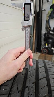 Zánovní Letní sada Hankook 235/50R19 - 7