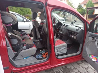 VW CADDY LIFE, 1,9 TDi, 77kW, rodinné auto - 7