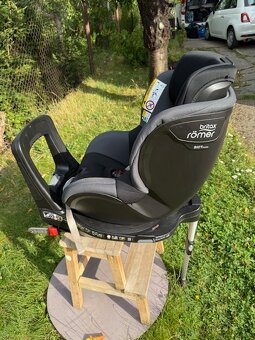 Autosedačka Römer Dualfix M i-Size (do 18 kg) - 7