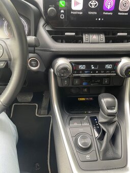 TOYOTA RAV 4,Komfort style 4x4 - 7