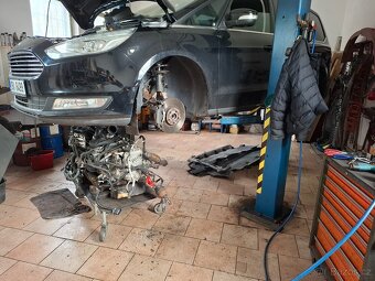 Ford Mondeo,Focus,s-max1,61,5 1,0 Ecoboost - 7