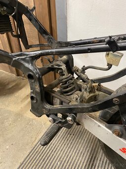 Rám bez kol suzuki gsx 600f - 7