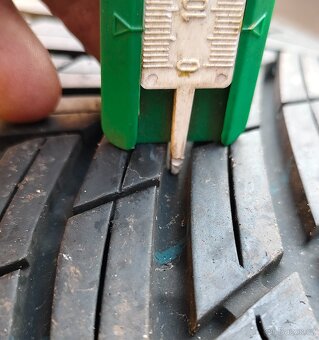 Použité celoroční pneu 215/45/16 TOYO - 7