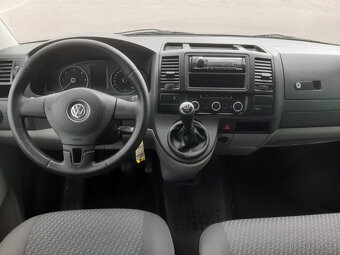 VW Transporter T5 facelift, 2,0 75kw, r.v.2011, 6míst, DPH - 7