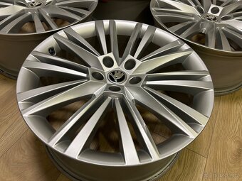 Originální alu kola R19 Škoda Superb III - 7