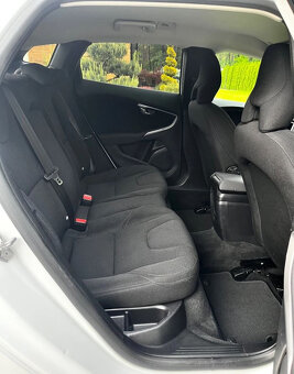 Volvo V40 D2 Drive-E Kinetic - 7