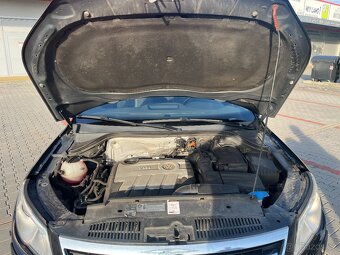 Volkswagen Tiguan 2.0 TDI 4x4, r.v. 2010 – bohatá výbava – 2 - 7