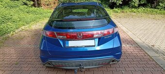 Honda Civic 1.8 i-vtec - 7