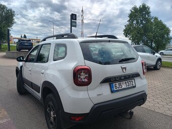 Dacia Duster Comfort Sce 84KW- 4x2- velmi dobrý stav - 7