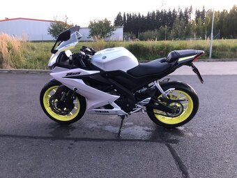 Yamaha YZF R125 - 7