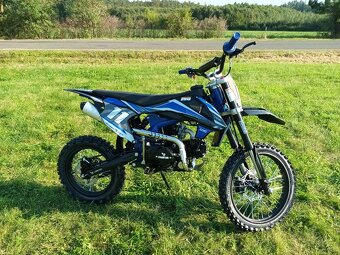 Pitbike Shark E-start 125ccm 17x14 modrá - 7