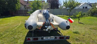Prodám motorový člun Yamaha YAM 480R s vlekem - rezervace - 7