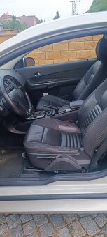 Volvo C30 2.0 diesel 110kw D3, 5 válec,r-design,2010 - 7